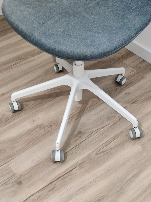 Cadeira em bom estado