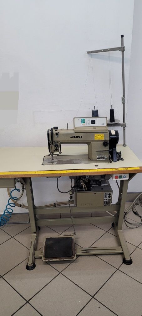 Maszyna JUKI DLN-5410-4