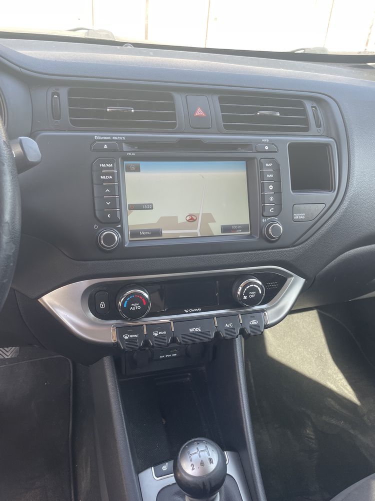 KIA RIO navi kamera climatronik