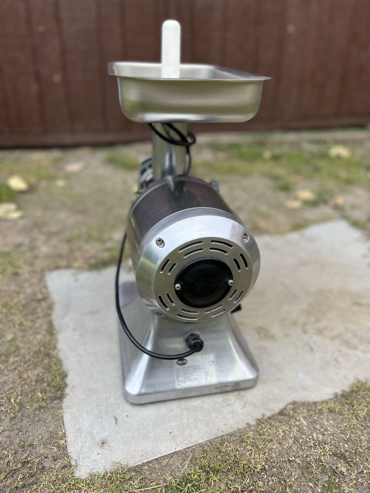 Мʼясорубка apach 750w