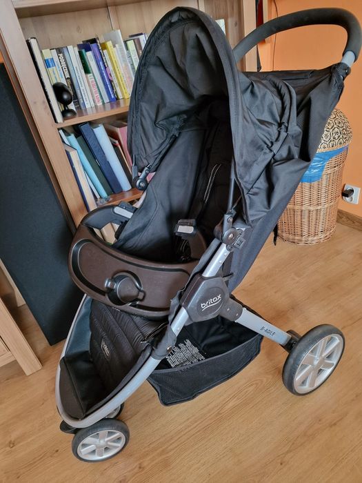 Sprzedam wòzek spacerowy Britax