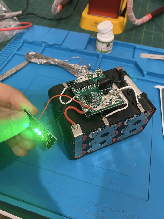 Ремонт, перепаковка та збір нових акумуляторів для електроінструменту