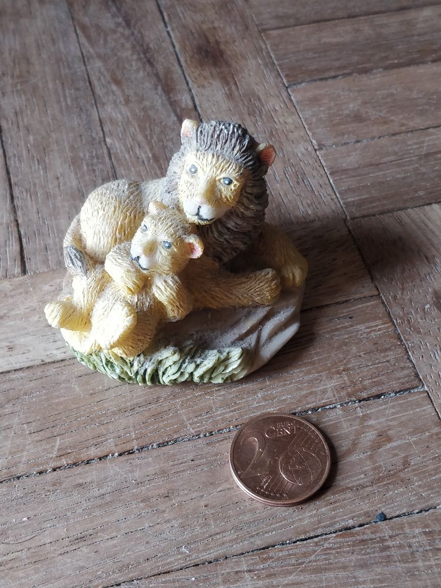 Figura de Cerâmica Leão e Cria