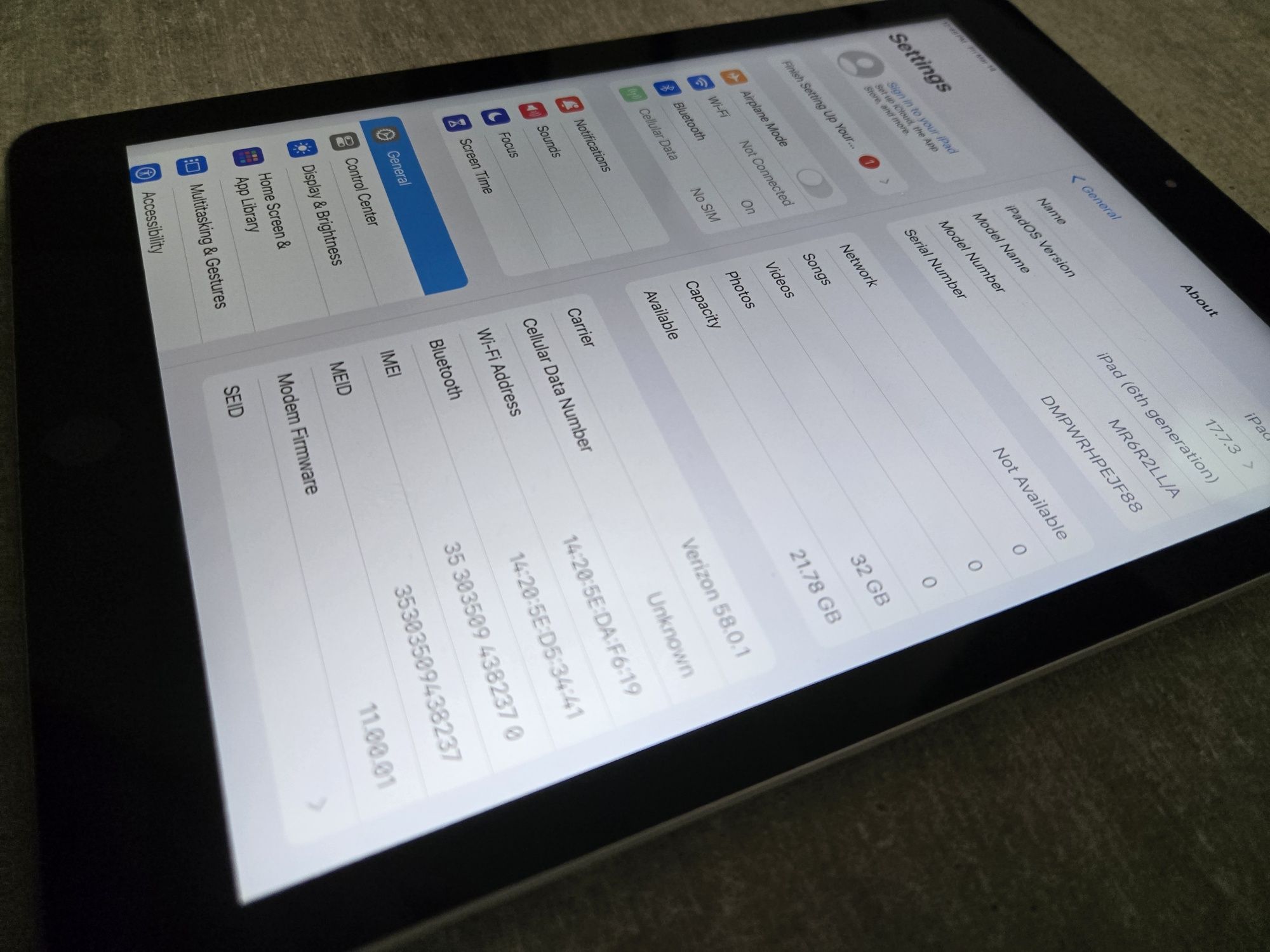 iPad 6 покоління. 32GB. LTE. Сім-карта. Space Grey. Гарантія