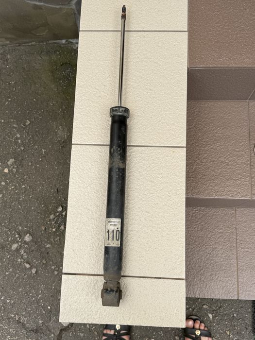 Стойка Skoda Rapid задняя (оригинал)