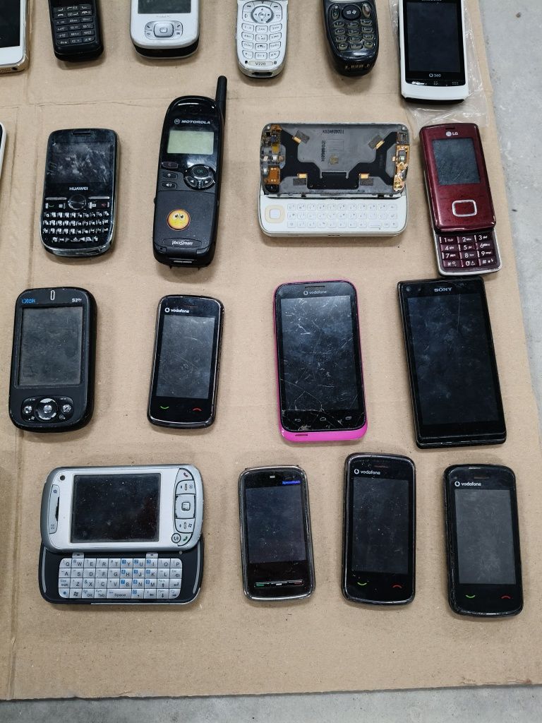 Lote de Telemóveis Vintage para Peças