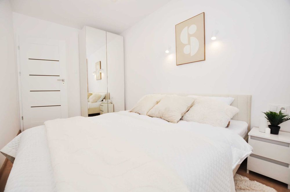 Premium Apartament 3 Pokoje | 2 Piętro | Balkon | 2 Prywatne Parkingi