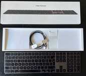 Teclado Apple Qwerty com teclado numérico