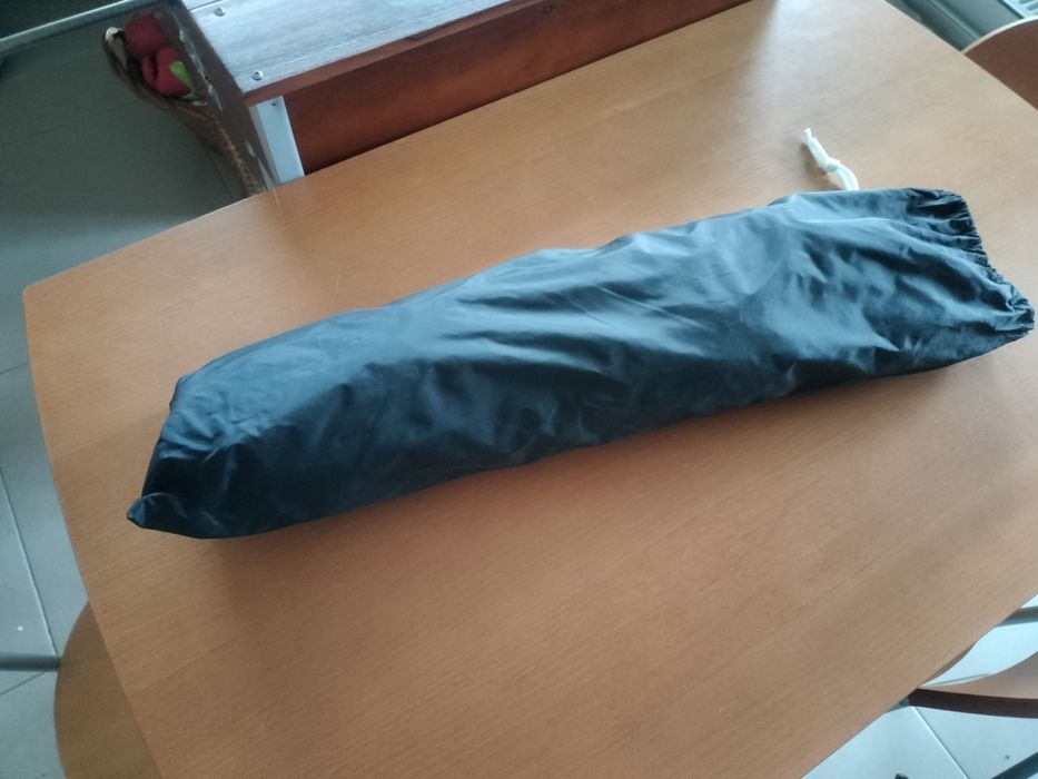 Cama de viagem com colchão e aumento