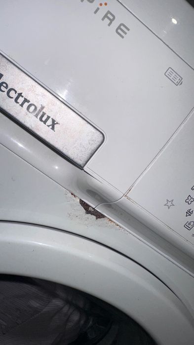 Стиральная машина ELECTROLUX EWW 16781 W б/у