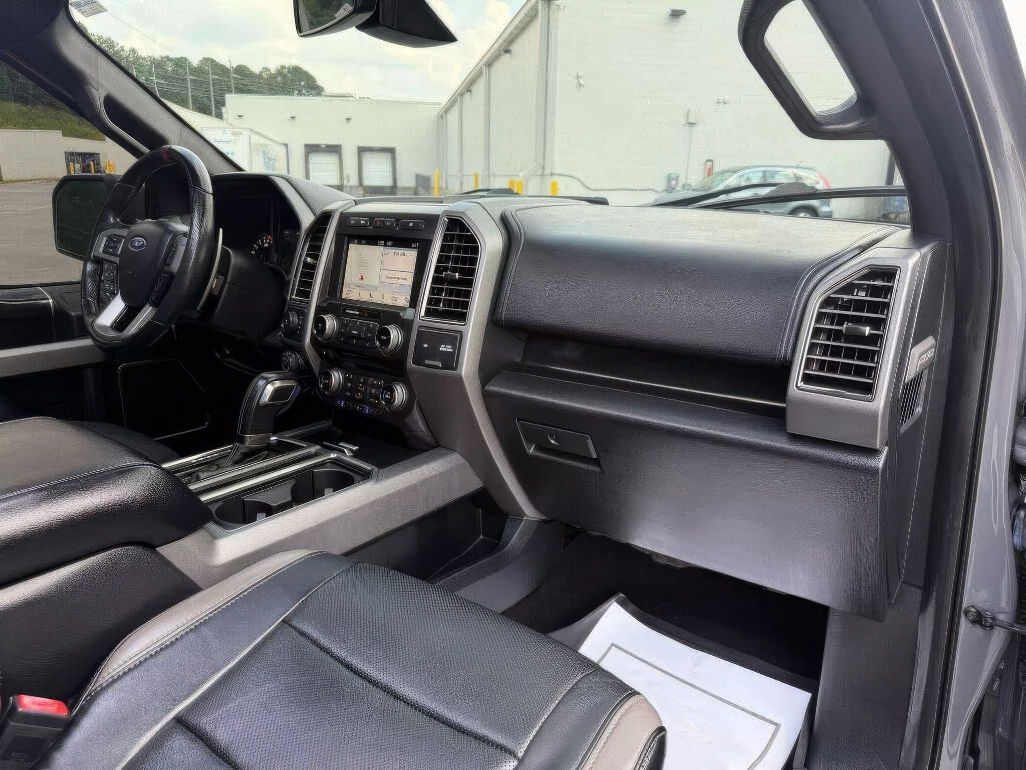 2018 Ford F-150 Raptor SuperCrew 4WD