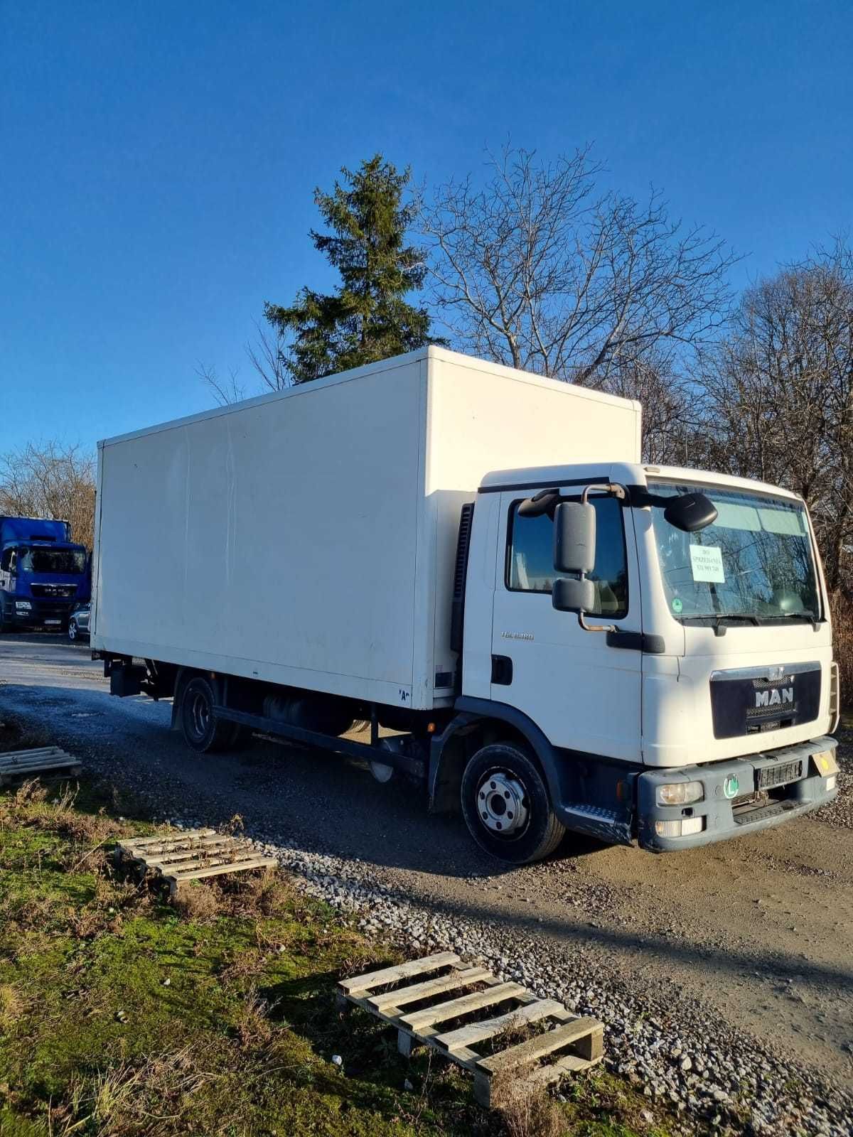 MAN TGL 8.180 4X2 BL z windą