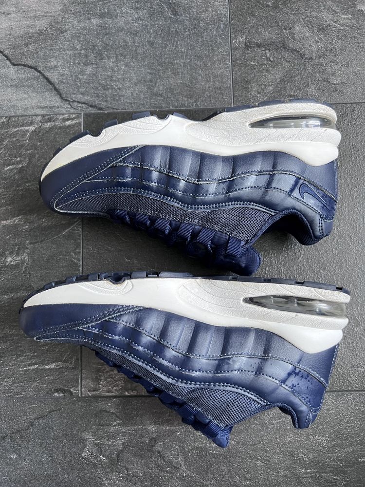 Кросівки Nike Air Max 95 оригінал р38,5