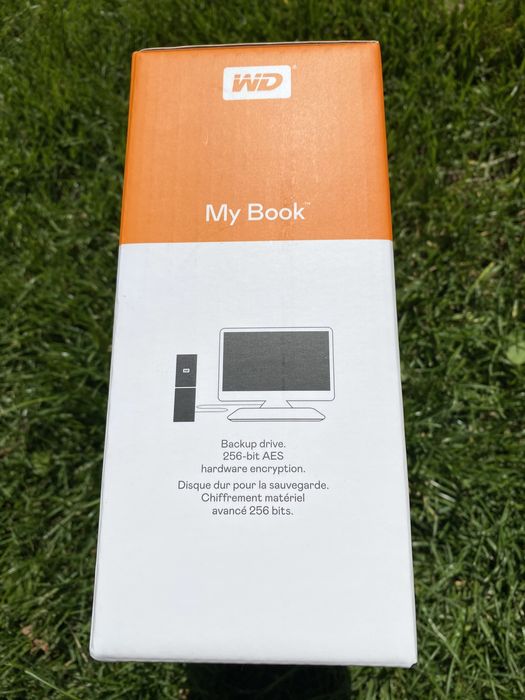 Жорсткий диск HDD Western Digital My Book 8Tb (WDBBGB0080HBK-NESN)