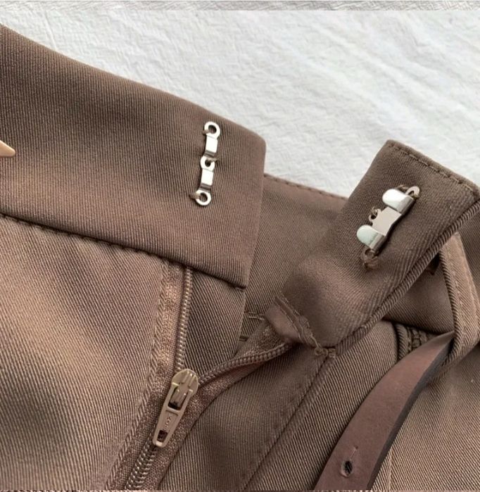 Шорти М молочний колір нові