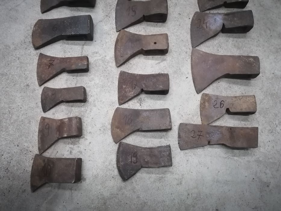 Stara siekiera toporek