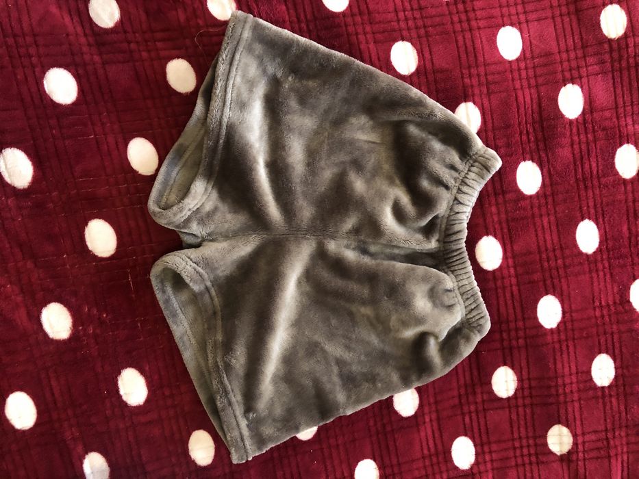 Речі для дівчини ,віддам