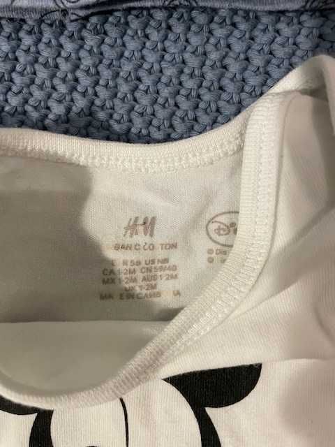 komplet myszka Mickey body, spodenki i czapeczka H&M 56