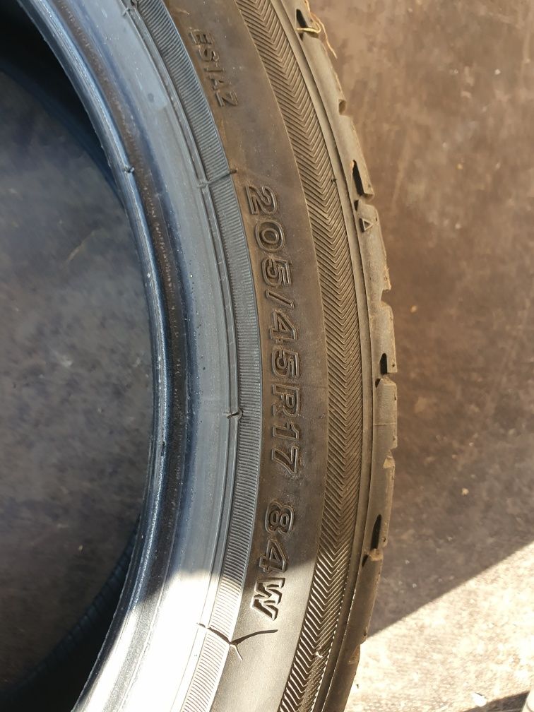 Opony Letnie Bridgestone 205.45.17