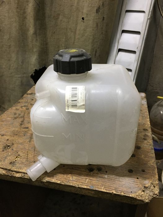 Расширительный бачек