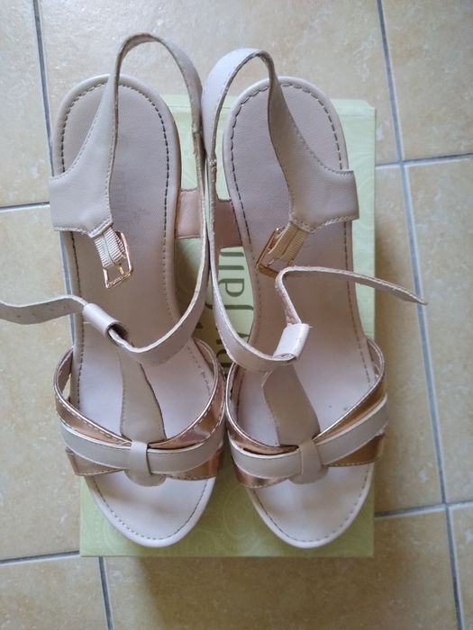 Sandały na koturnie Jenny Fairy 40