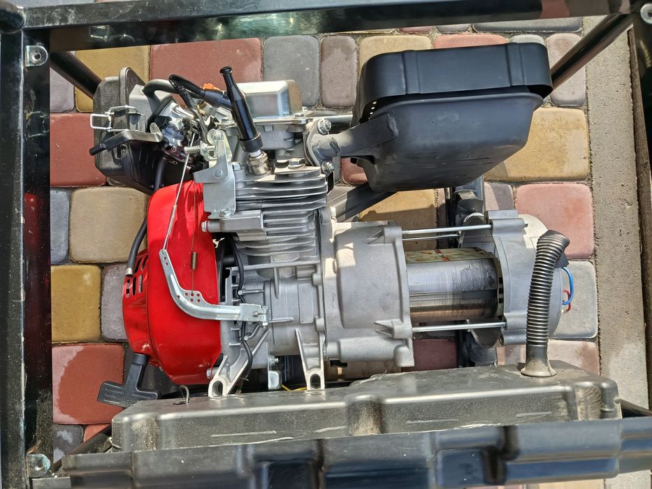 Бензогенератор EPG 2800