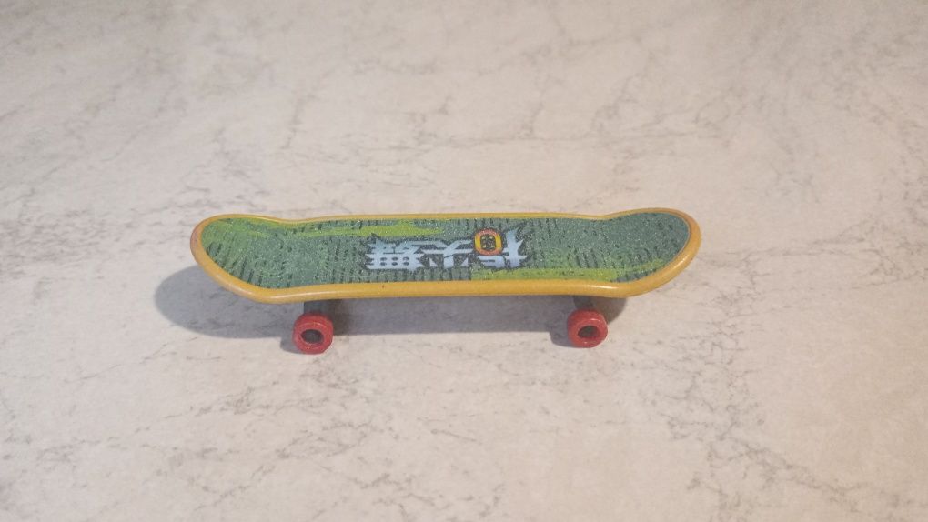 Fingerboard / mini deskorolka