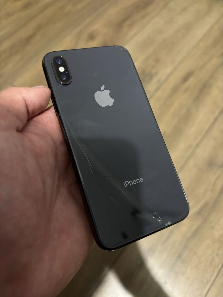 Продам Iphone X 64gб