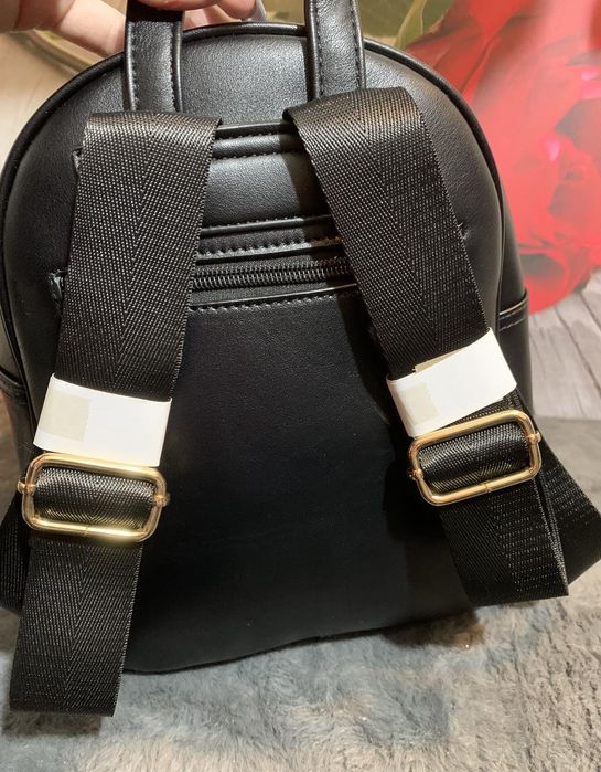 Sprzedam  czarny plecak