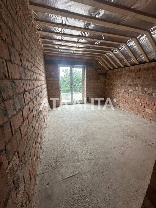 Будинок, 5хв від Майдану, 6 соток, басейн, альтанка та гараж