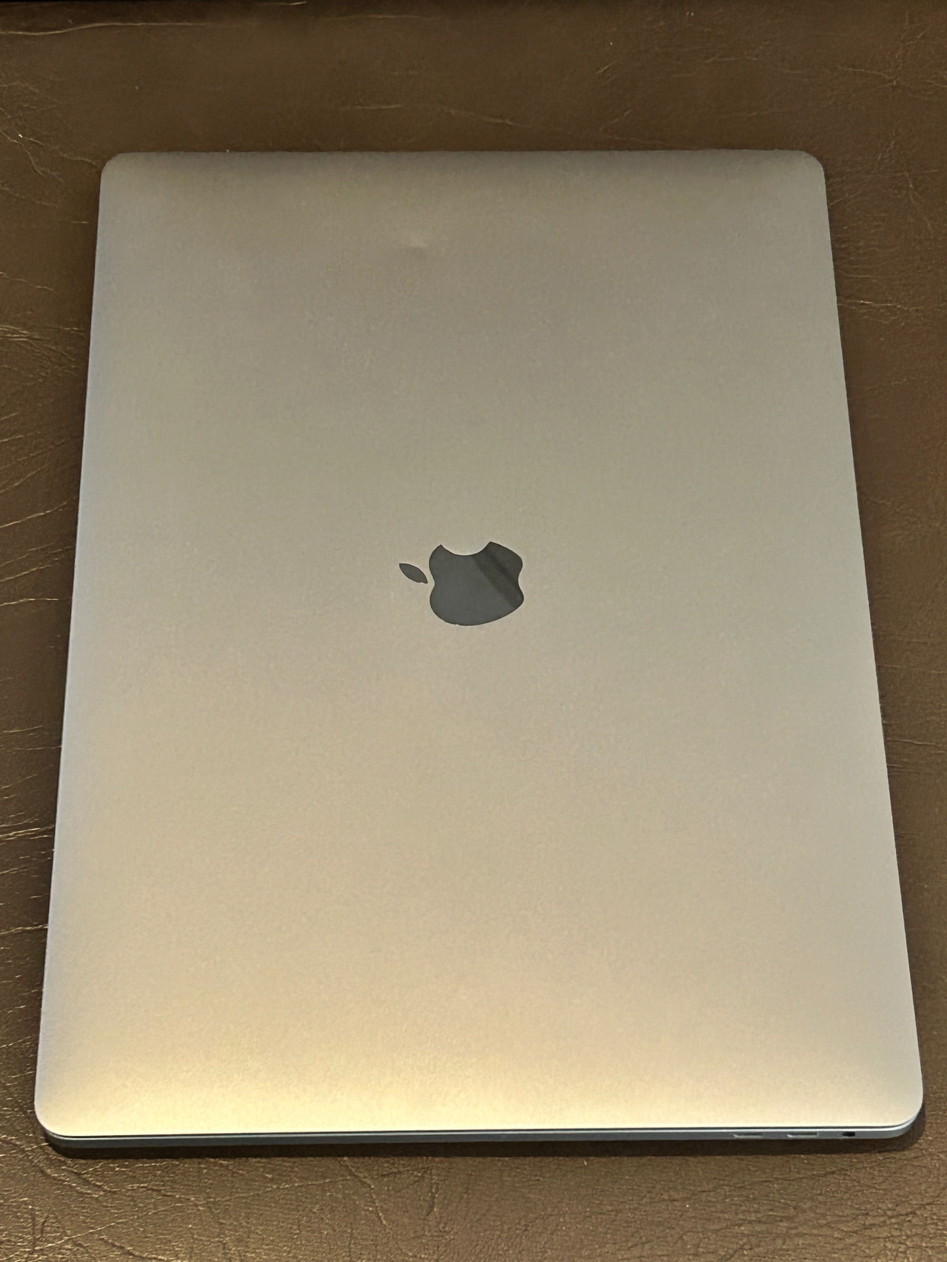 Macbook pro 16 polegadas 2.6ghz 16gb ram 500gb disco (2020)