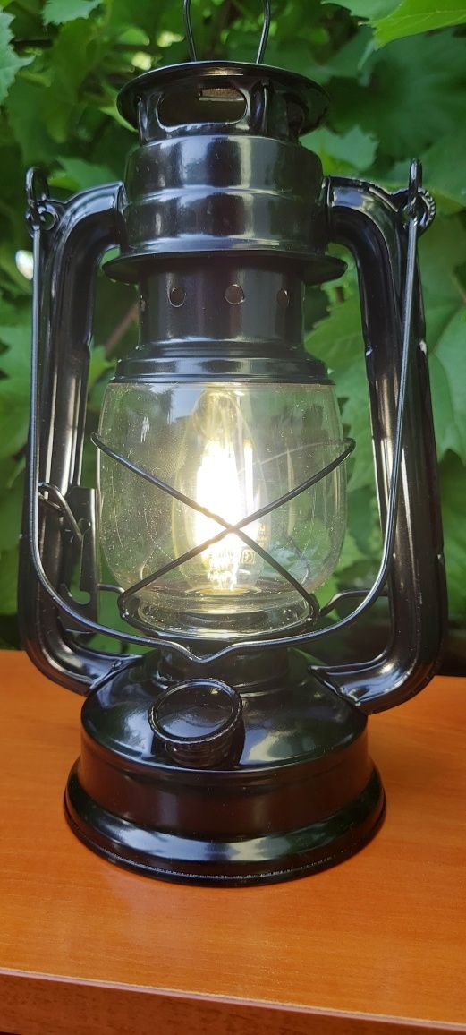 Kultowa Lampa Latarnia Naftowa Na prąd