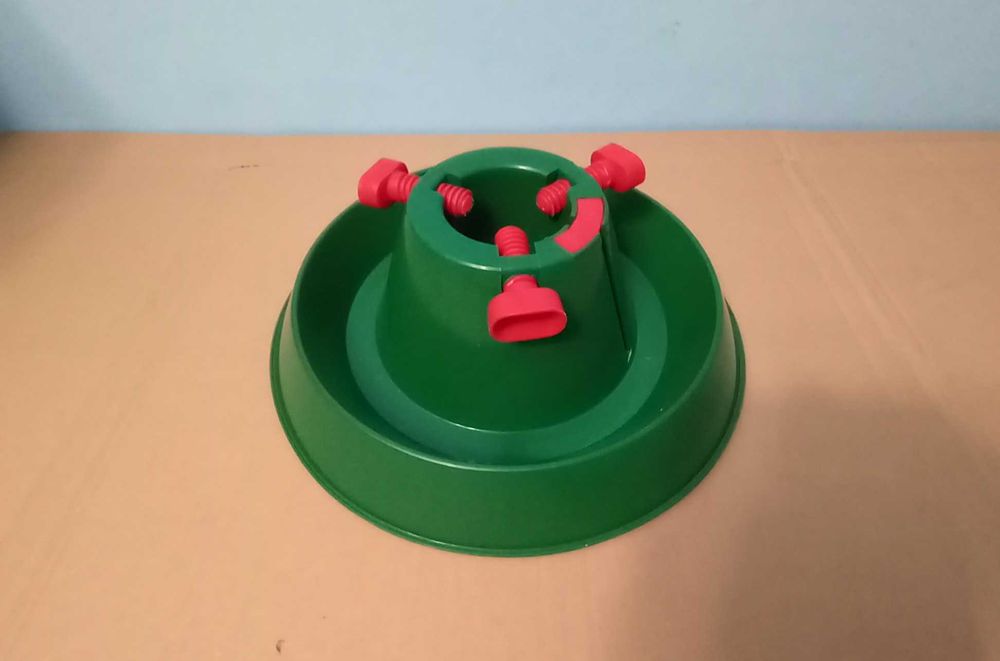 Stojak pod choinkę plastikowy zielony 40 cm na śruby