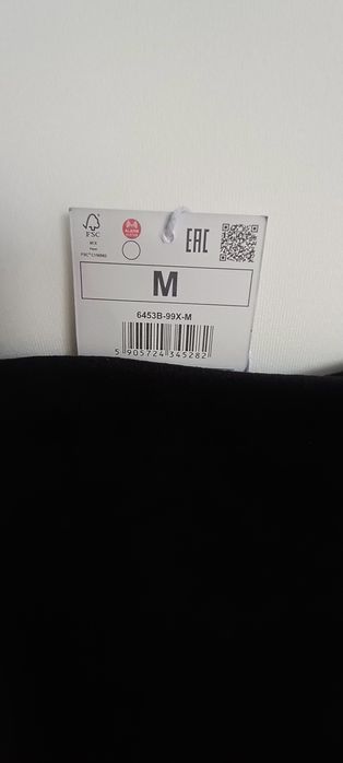 Welurowa sukienka damska Reserved