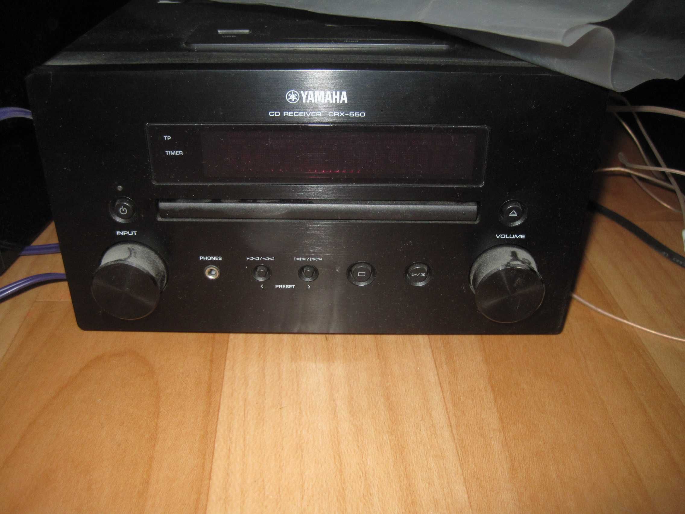 Продам музыкальный центр YAMAHA MCR 550
