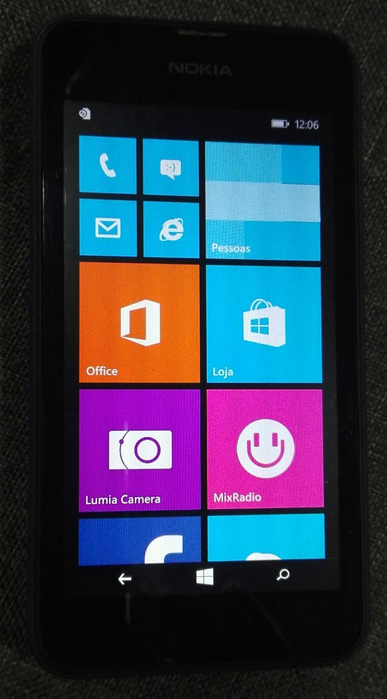 Telemóvel Nokia Lumia 530 - portes incluídos