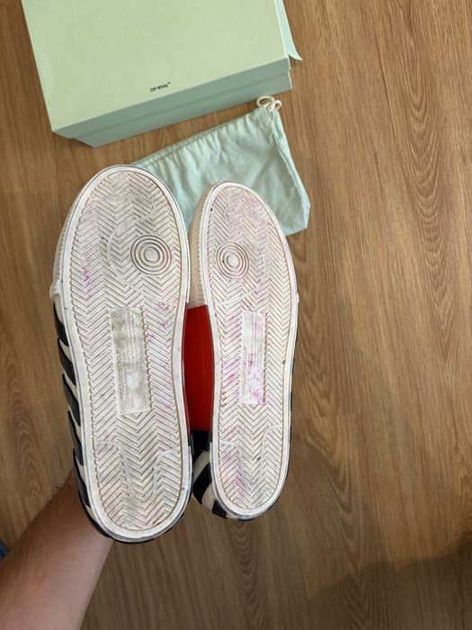 Off-White Vulcanized Low