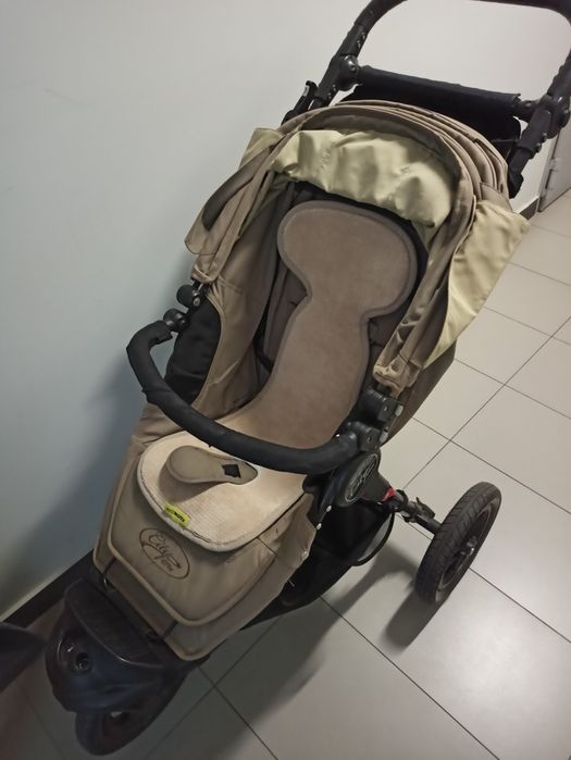 Wózek Baby Jogger City Elite z gondolą bogaty zestaw