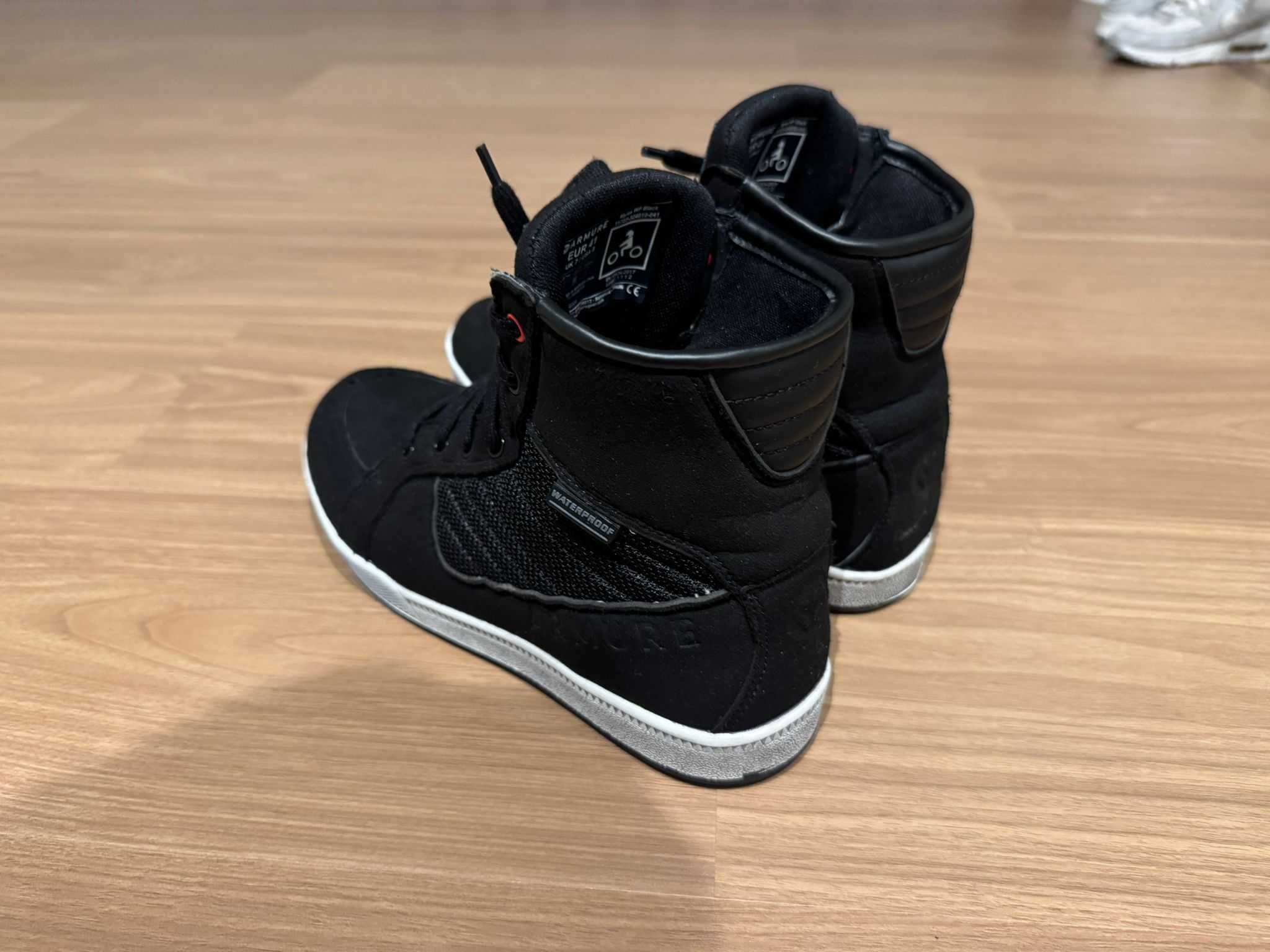 Botas ARMURE Myles Waterproof (41)