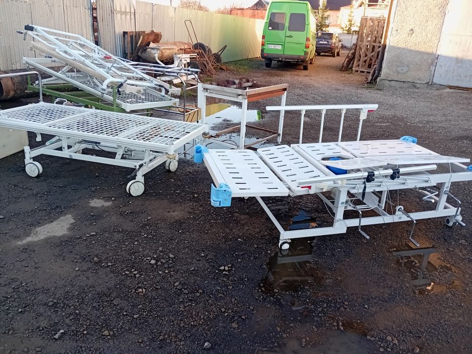 Продам медичні ліжка