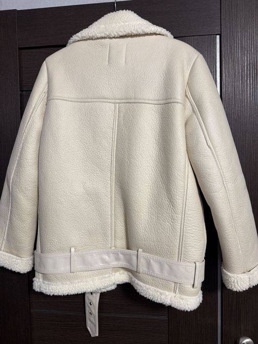 Жіноча Косуха від Zara