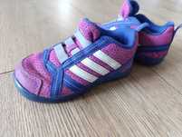 Adidas buciki r.22