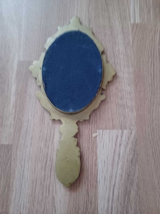 Espelho Antigo, peça de 3 geracoes..