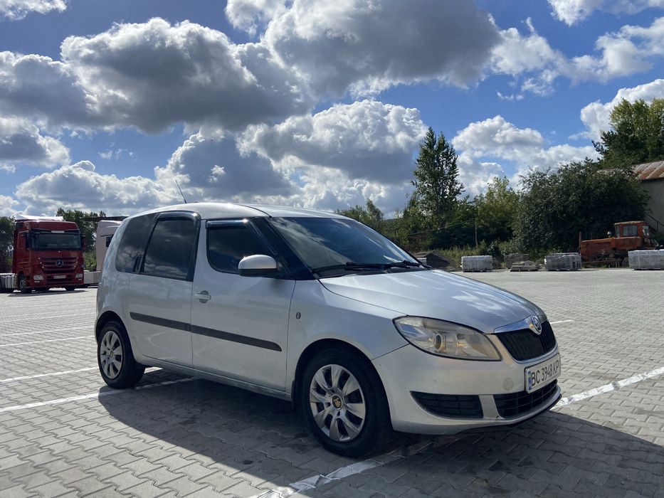Продам Skoda Roomster 1,6 TDI 2010 рік