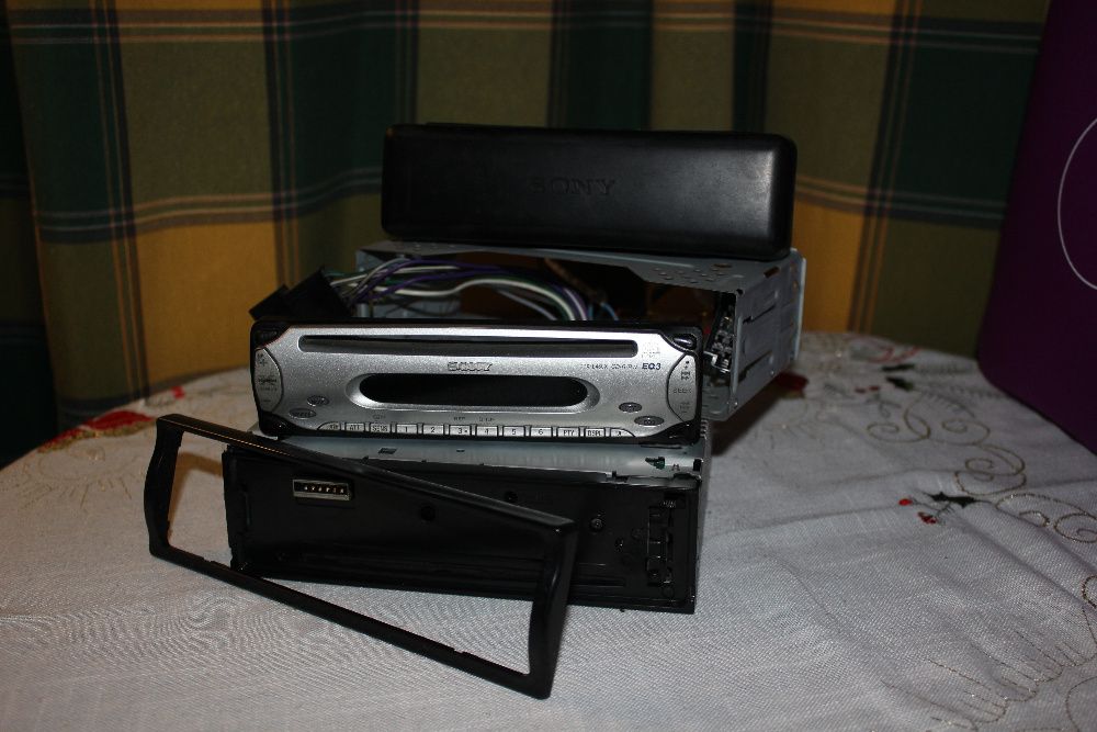 Auto Rádio Sony usado
