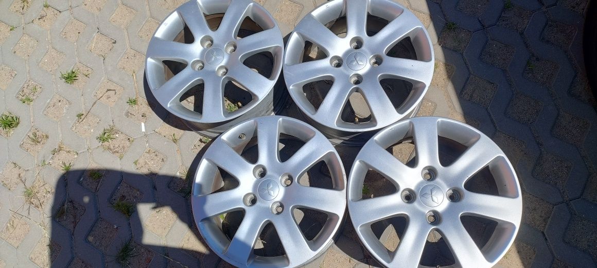 Alufelgi 16" Mitsubishi 4x114,3 w bardzo dobrym stanie