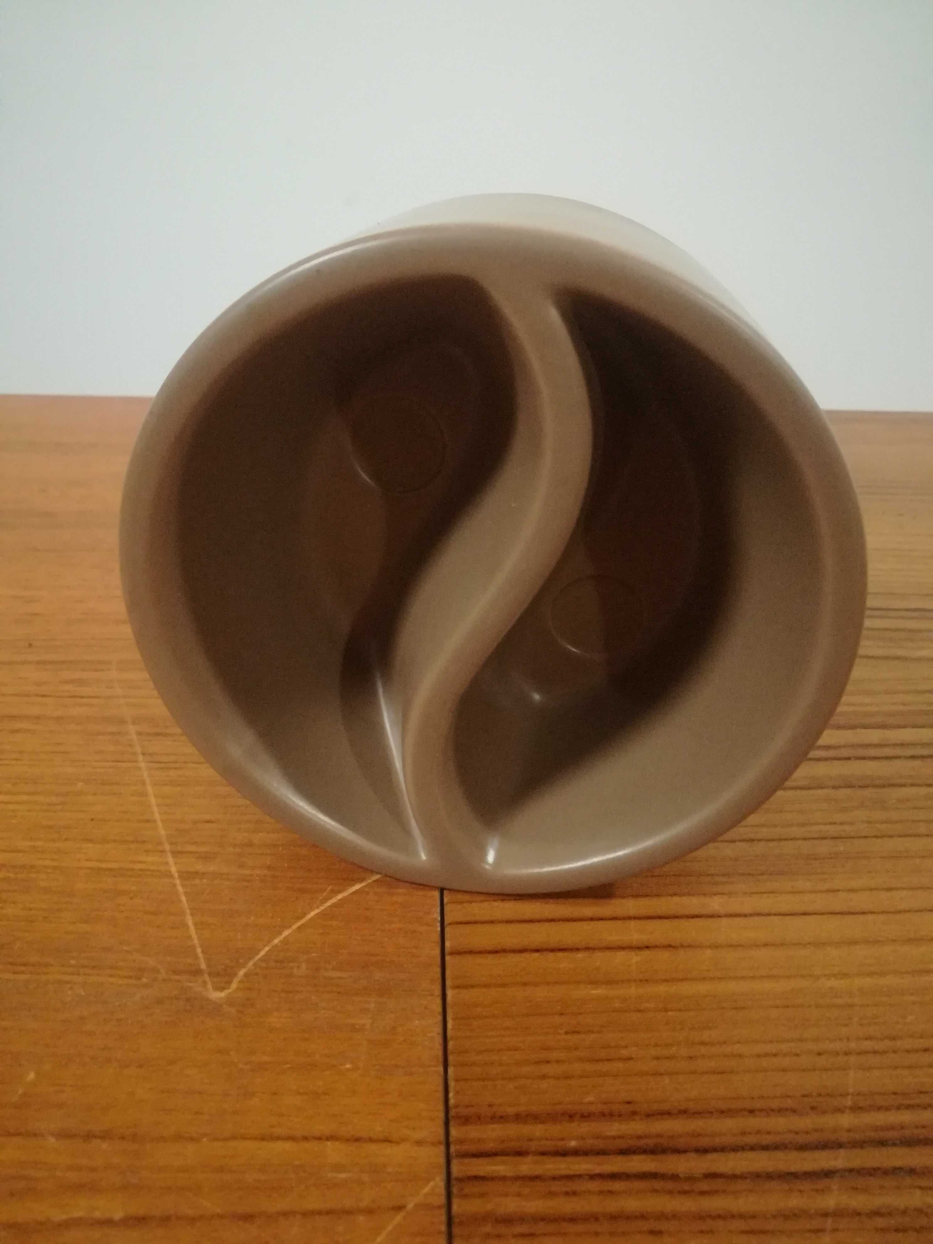 Pojemnik ceramiczny na świecę