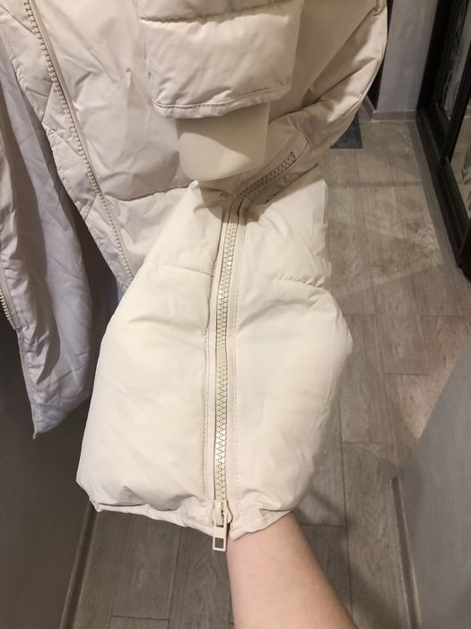 пуховик zara новий