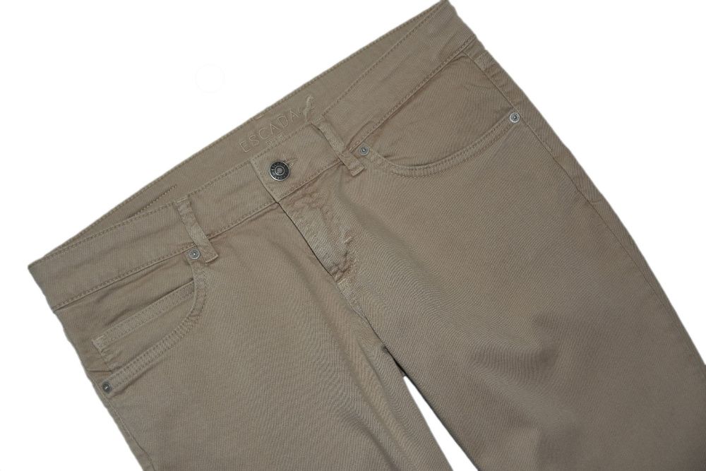 ESCADA spodnie damskie camel brązowe jeansy r. 38
