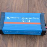 Victron Blue Power Charger 12/15 зарядний пристрій зарядное устройство